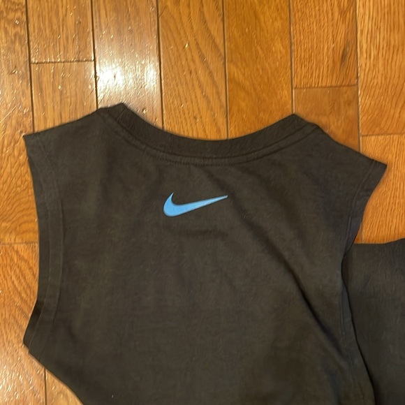 Nike dri-fit tank - athletic cut - black with pink & blue size medium - Picture 5 of 5